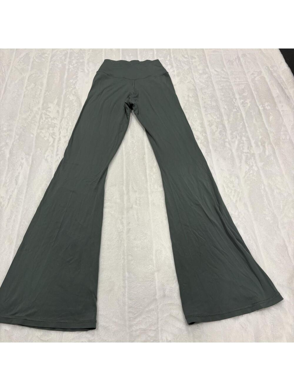 Aerie Offline High Waist Flare Leggings Women's Medium Athletic Yoga Pilates - Picture 6 of 6